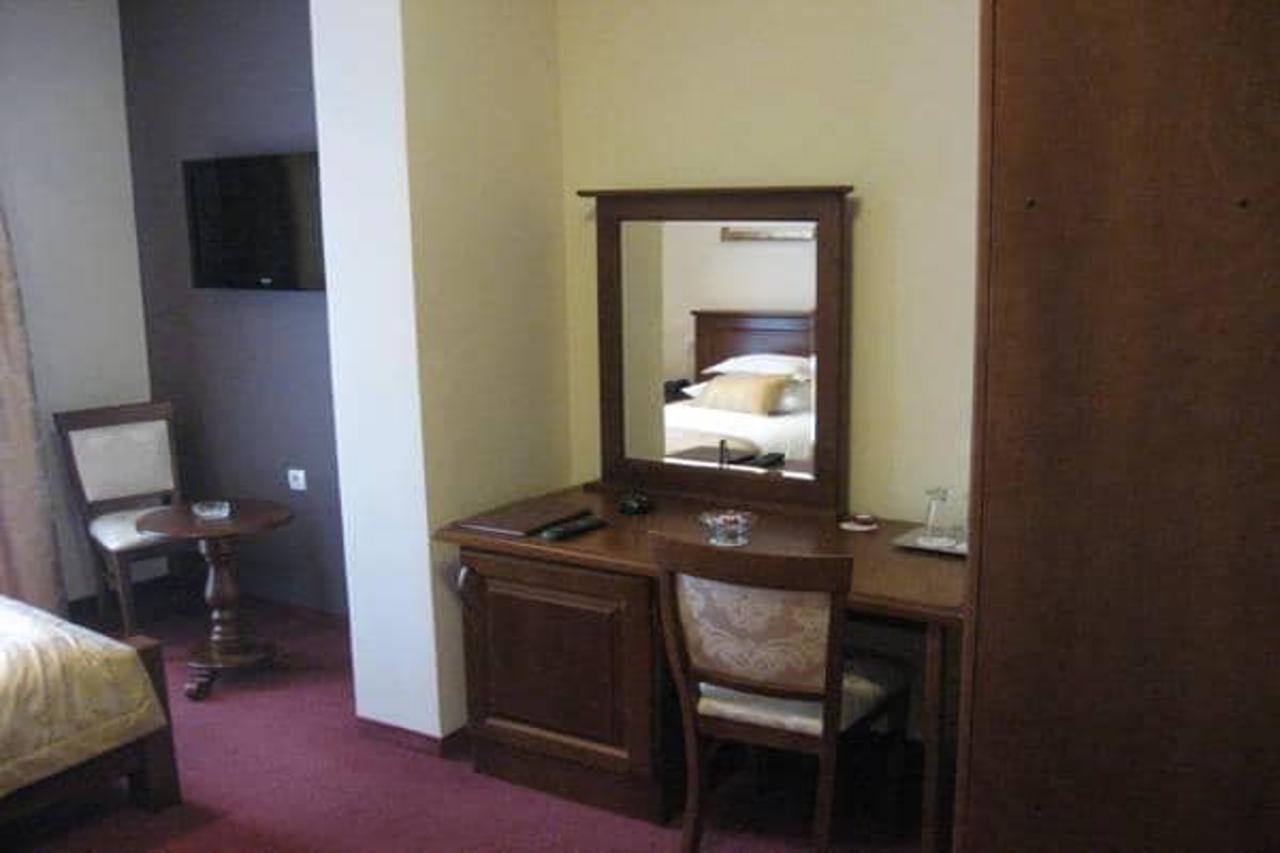 Hotel Opal Exclusive Bihać Esterno foto
