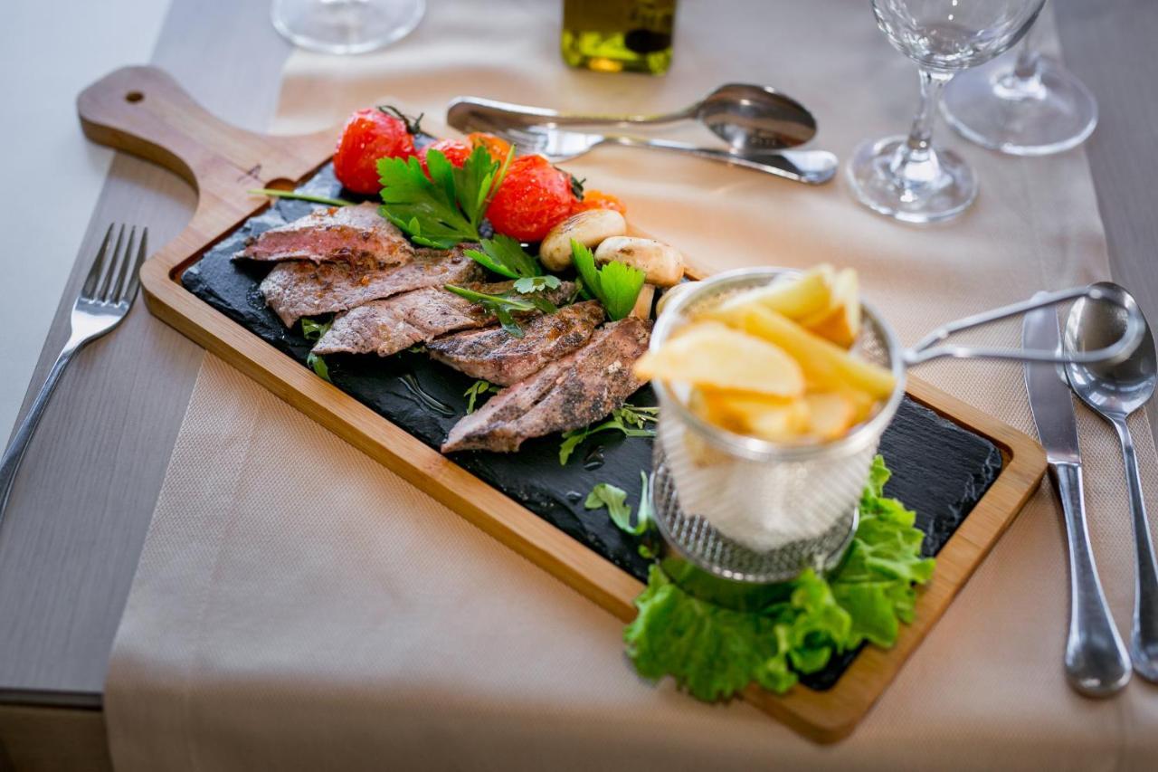 Hotel Opal Exclusive Bihać Esterno foto